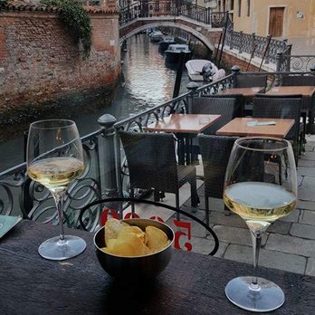 Winebar 5000 - Drinking prosecco with a view - Wine Bars Near Me - Venezia, VE Winebar 5000 - Drinking prosecco with a view - Wine Bars Near Me - Venezia, VE