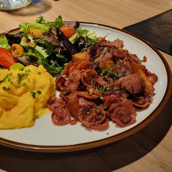 San Paolo Pizzeria - Brazilian egg, sausage breakfast - Pizza Near Me - Honolulu, Hawaii