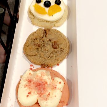 Crumbl - Apple Valley - Friday night cookies! 1. Samoa 2. Fruit Pizza 3. Oatmeal chocolate chip 4. Strawberry shortcake - Bakeries Near Me - Apple Valley, Minnesota Crumbl - Apple Valley - Friday night cookies! 1. Samoa 2. Fruit Pizza 3. Oatmeal chocolate chip 4. Strawberry shortcake - Bakeries Near Me - Apple Valley, Minnesota
