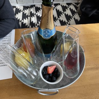 Brunch - Mamosa flight - Breakfast & Brunch Near Me - Paso Robles, California Brunch - Mamosa flight - Breakfast & Brunch Near Me - Paso Robles, California