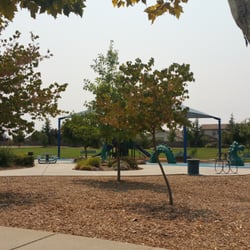 California Lilac Park - Shaded play structure