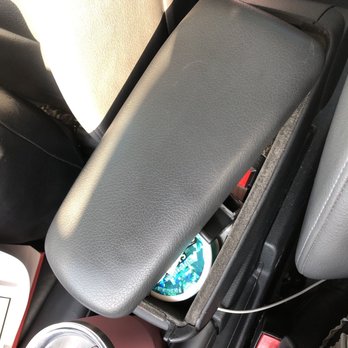 Car Wash Lube - Broken center console after a $15 "basic" car wash. Total scam!!! - Car Wash Near Me - Davie, Florida