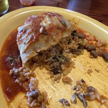 Los Gordos Taqueria - Filled to the max, all fresh full of flavor add some salsa from their salsa bar and enjoy - Mexican Near Me - Redding, California Los Gordos Taqueria - Filled to the max, all fresh full of flavor add some salsa from their salsa bar and enjoy - Mexican Near Me - Redding, California