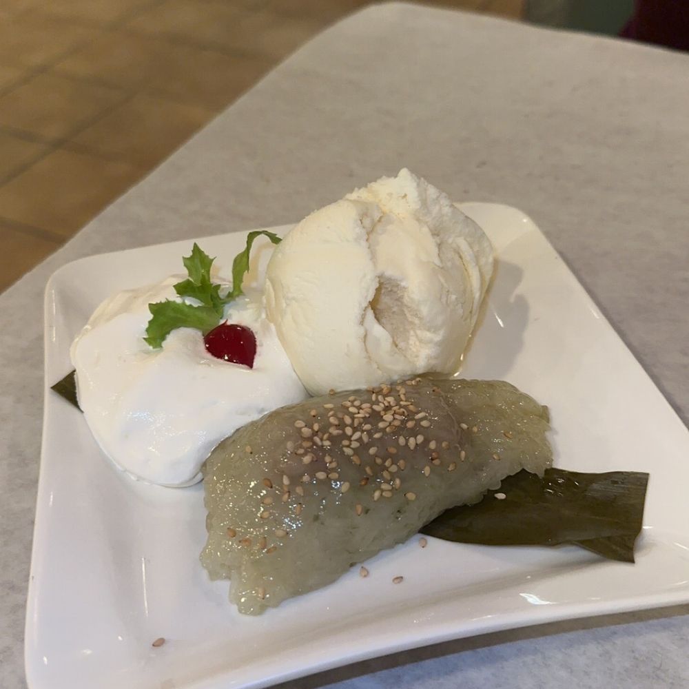 Green Taro with ice cream