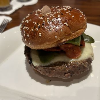Gordon Ramsay Burger Las Vegas - Burgers Near Me - Las Vegas, Nevada Gordon Ramsay Burger Las Vegas - Burgers Near Me - Las Vegas, Nevada
