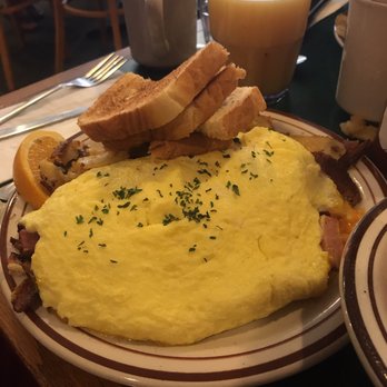 The Frog Pond - Breakfast & Brunch Near Me - St Pete Beach, Florida The Frog Pond - Breakfast & Brunch Near Me - St Pete Beach, Florida