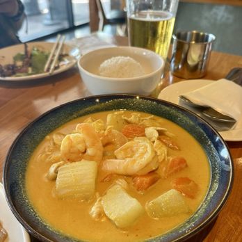 Thai By Trio - THAI YELLOW CURRY - just okay - Thai Near Me - Los Angeles, California Thai By Trio - THAI YELLOW CURRY - just okay - Thai Near Me - Los Angeles, California