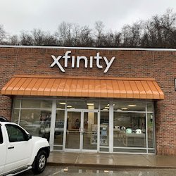 Xfinity Store by Comcast - Front of Store