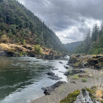 River Drifters - Rafting/Kayaking Near Me - Maupin, Oregon River Drifters - Rafting/Kayaking Near Me - Maupin, Oregon