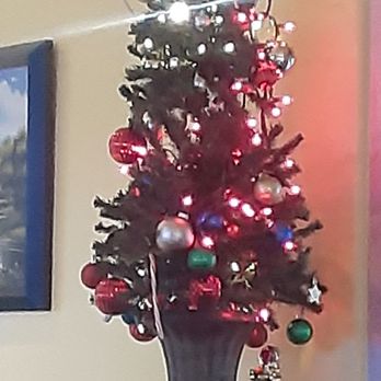 Jim's Famous 1/4 Pound Burger - Holiday decor - Burgers Near Me - Rosemead, California