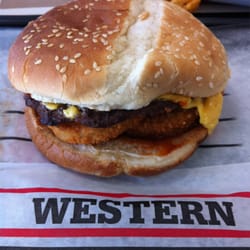 Carl's Jr - Western bacon cheeseburger