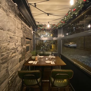 Osteria Lucio - outdoor seating area - Italian Near Me - Dublin, D