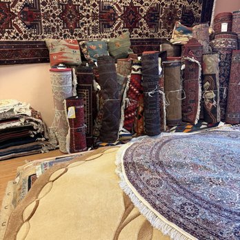 Heriz Rug Center - Inside - Rugs Near Me - Burlingame, California Heriz Rug Center - Inside - Rugs Near Me - Burlingame, California
