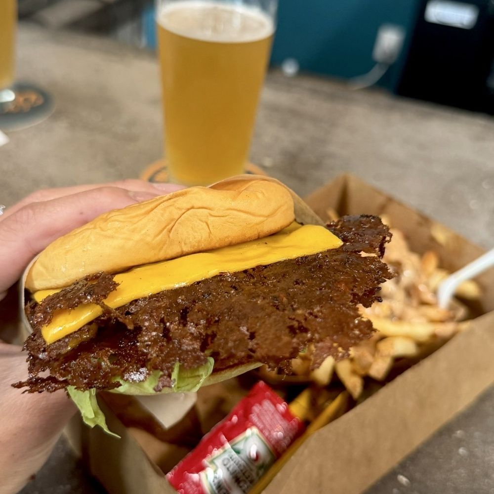 Tower 10 Burger - Food Trucks Near Me