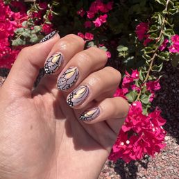 Butterfly nails with chrome