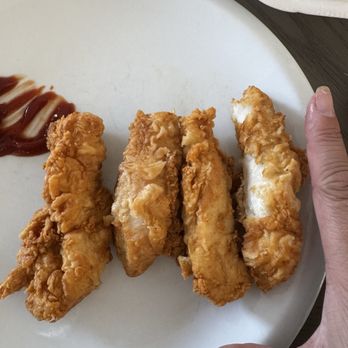 Raising Cane's Chicken Fingers - Wow so disappointing for $14 we got The Box Combo and tiny thin tenders. Canes need to do better. - Chicken Shop Near Me - Des Plaines, Illinois Raising Cane's Chicken Fingers - Wow so disappointing for $14 we got The Box Combo and tiny thin tenders. Canes need to do better. - Chicken Shop Near Me - Des Plaines, Illinois