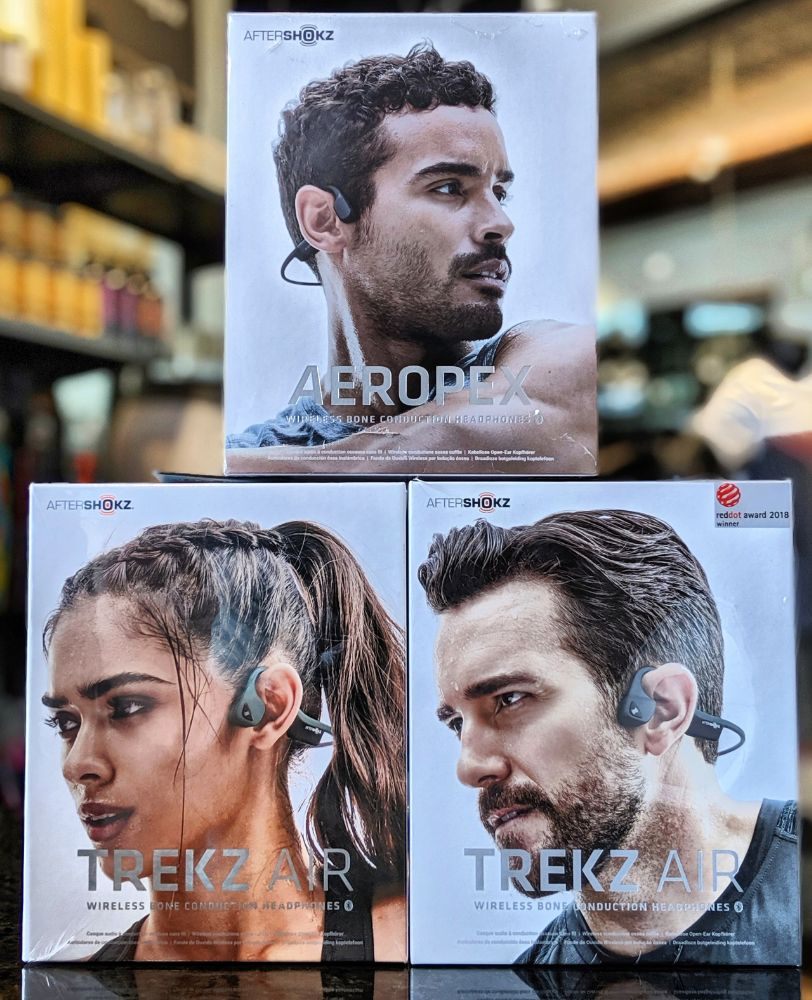 RUNNERS ATHLETIC COMPANY Updated August 2024 13 Photos 215 E