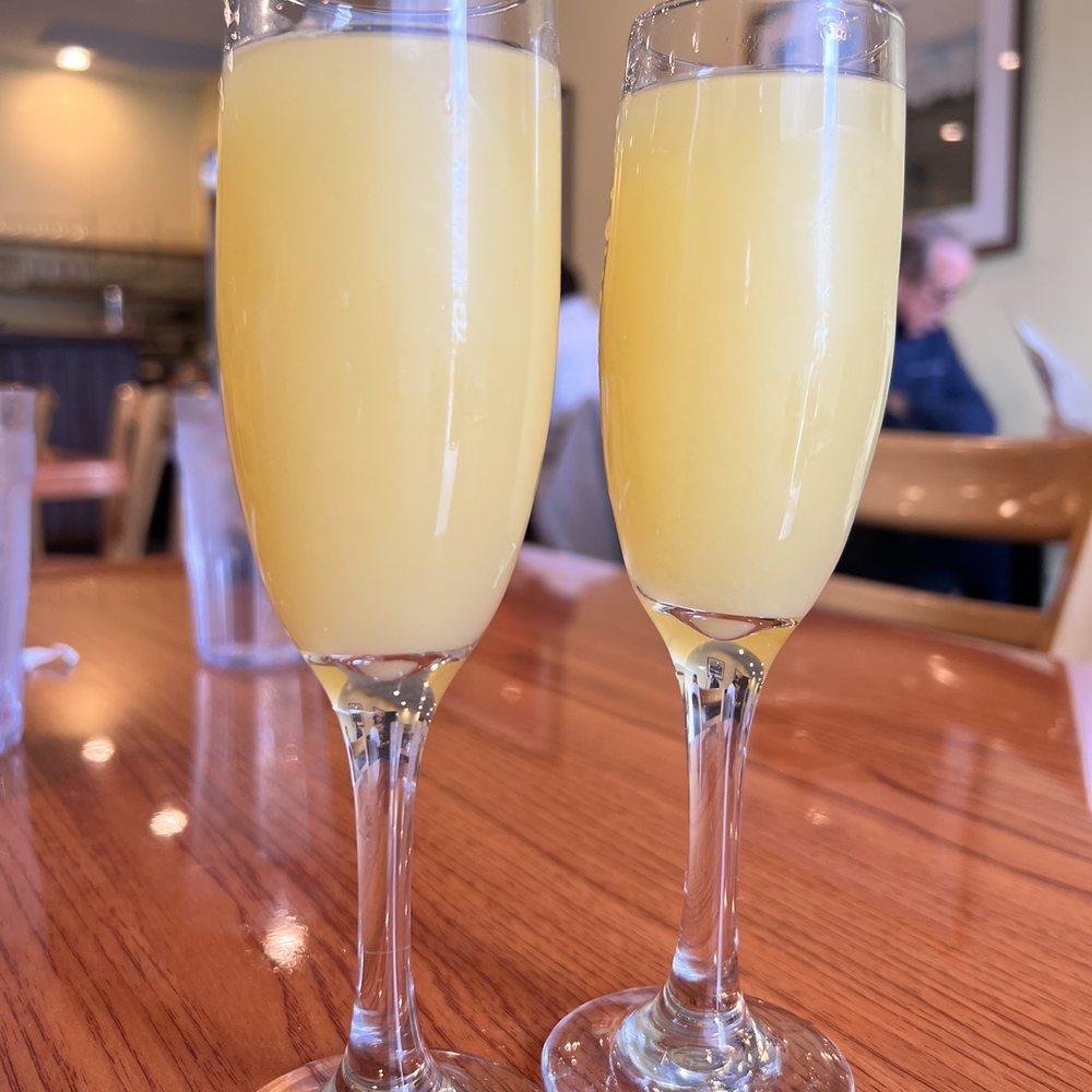 Michael's AM - Mimosas - Breakfast & Brunch Near Me - Akron, Ohio