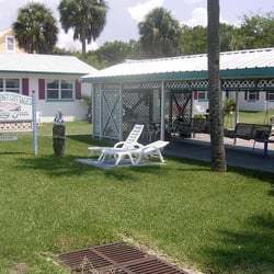 Faraway Inn - Porch swings overlooking the water