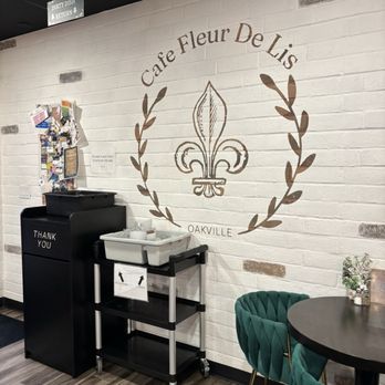 Cafe Fleur De Lis - Juice Bars & Smoothies Near Me - St. Louis, Missouri Cafe Fleur De Lis - Juice Bars & Smoothies Near Me - St. Louis, Missouri