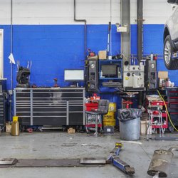 Levittown Ford - Service Bay