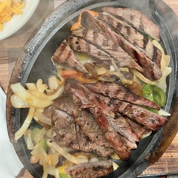Azteca Mexican Restaurant - Steak Fajitas - Mexican Near Me - Silverdale, Washington