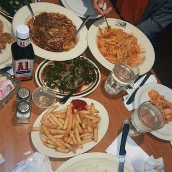 Perry's Restaurant - Weeknight dinner - Seafood Near Me - Brooklyn, New York