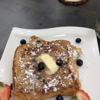 Nas Cafe - Fresh toast with blueberries and strawberries - Cafes Near Me - Philadelphia, Pennsylvania