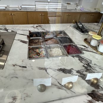 Chip Cookies - Rolling Hills - Toppings - Bakeries Near Me - Torrance, California Chip Cookies - Rolling Hills - Toppings - Bakeries Near Me - Torrance, California