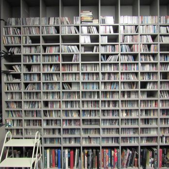 KUT Radio 90.5 FM - Music Library - Radio Stations Near Me - Austin, Texas KUT Radio 90.5 FM - Music Library - Radio Stations Near Me - Austin, Texas