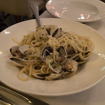 Luna Rossa - Linguine con Vongole - Italian Near Me - Henderson, Nevada