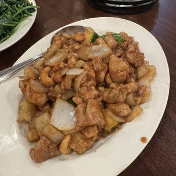San Tung - Cashew Chicken - Chinese Near Me - San Francisco, California San Tung - Cashew Chicken - Chinese Near Me - San Francisco, California