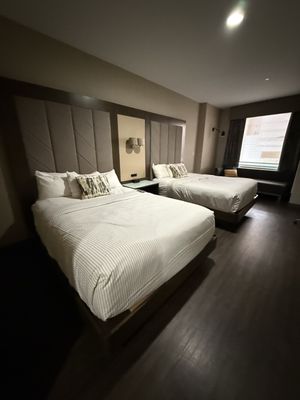Cambria Hotel Downtown-Center City by null