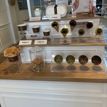 Bacio Di Latte - Every kind of container...cones, cups, to-go boxes etc - Gelato Near Me - Beverly Hills, California Bacio Di Latte - Every kind of container...cones, cups, to-go boxes etc - Gelato Near Me - Beverly Hills, California