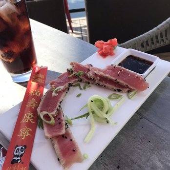 Square Grouper - Islamorada - Seared Tuna - Seafood Near Me - Islamorada, Florida