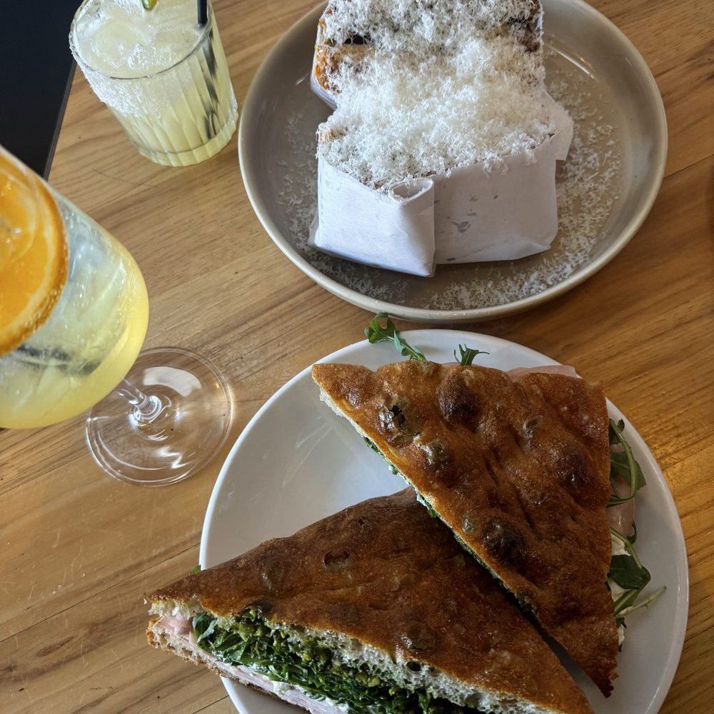 First & Last - Bosco, Little Jerry, Nectarine Spritz, Passionfruit Margarita - Italian Near Me - Phoenix, Arizona