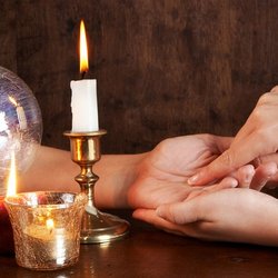 Card and Palm by Sonya Ruth - Over 60 years experience in Tarot and Palm readings.