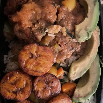 Natuurlik - Brown-Stew Jackfruit Meal - Vegan Near Me - Boynton Beach, Florida