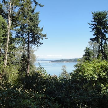 Meerkerk Gardens - a nice view - Parks Near Me - Greenbank, Washington