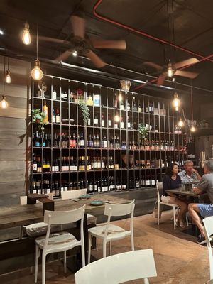 Sapido Italian Restaurant, Pizza , Wine , Market and Café by null