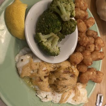 Cottage Cafe - Stupendous Stuffed Flounder with tater tots & broccoli - American Near Me - Bethany Beach, Delaware