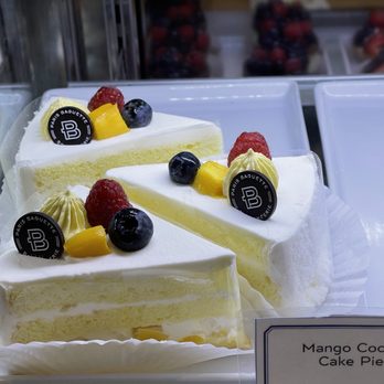 Paris Baguette - Bakeries Near Me - Cupertino, California Paris Baguette - Bakeries Near Me - Cupertino, California