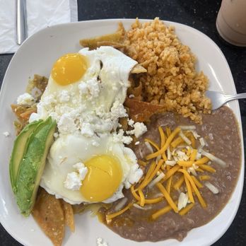 Rose Cafe and Bakery - Chilaquiles Verdes - Coffee & Tea Near Me - Granada Hills, California