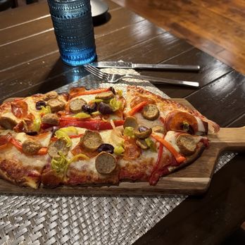024 Grille - Everything Pie - New American Near Me - Houston, Texas
