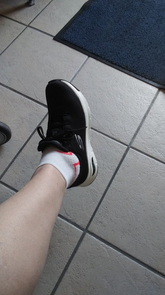 SKETCHERS SHOES Updated September 2024 5200 Meadowood Mall Cir