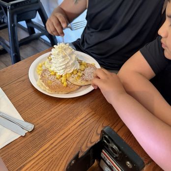 Eggs 'n Things - Side order Pineapple pancakes with homemade whip cream - Breakfast & Brunch Near Me - Honolulu, Hawaii Eggs 'n Things - Side order Pineapple pancakes with homemade whip cream - Breakfast & Brunch Near Me - Honolulu, Hawaii