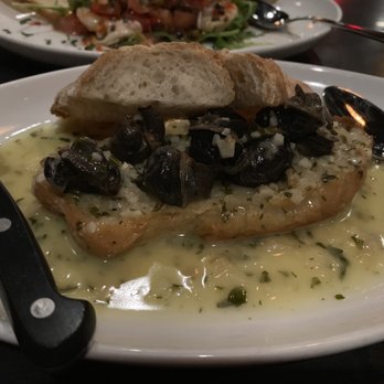 Costa Brava Bistro - Escargots in Basil-Garlic Butter on Toasted Baguette. Needs salt and flavor! - Spanish Near Me - Bellaire, Texas