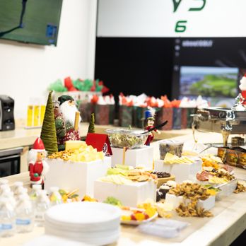 VS Golf Lounge - Golf Near Me - Rochester, Michigan