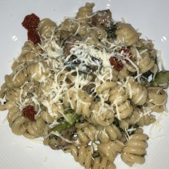 Vivo Italian Kitchen - Trottole - Trottole Pasta, Fennel Sausage Meatballs, Broccolini, Oven-Dried Tomatoes, Chicken Broth, and Romano Cheese - Italian Near Me - Orlando, Florida Vivo Italian Kitchen - Trottole - Trottole Pasta, Fennel Sausage Meatballs, Broccolini, Oven-Dried Tomatoes, Chicken Broth, and Romano Cheese - Italian Near Me - Orlando, Florida