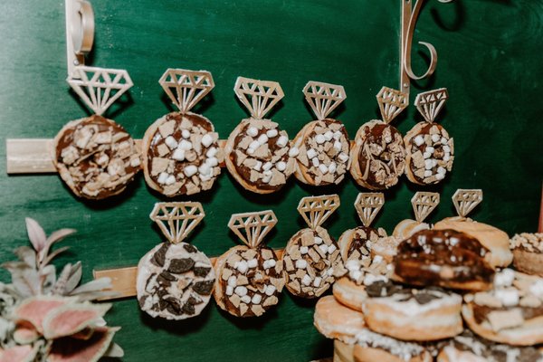 Good Day Donuts by null